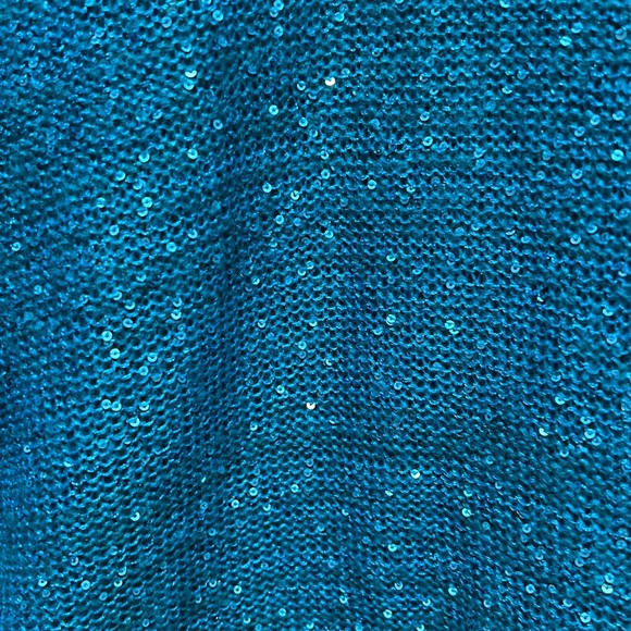 Statement sweater ready to party! - Picture 2 of 6